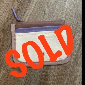 ❌SOLD❌Lululemon true identity card case